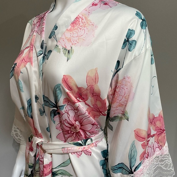 Linea Donatella Other - Linea Donatella NWT Summer Robe